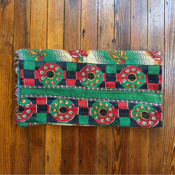 Modelli Creations raw edge blanket throw - Picture 4 of 9